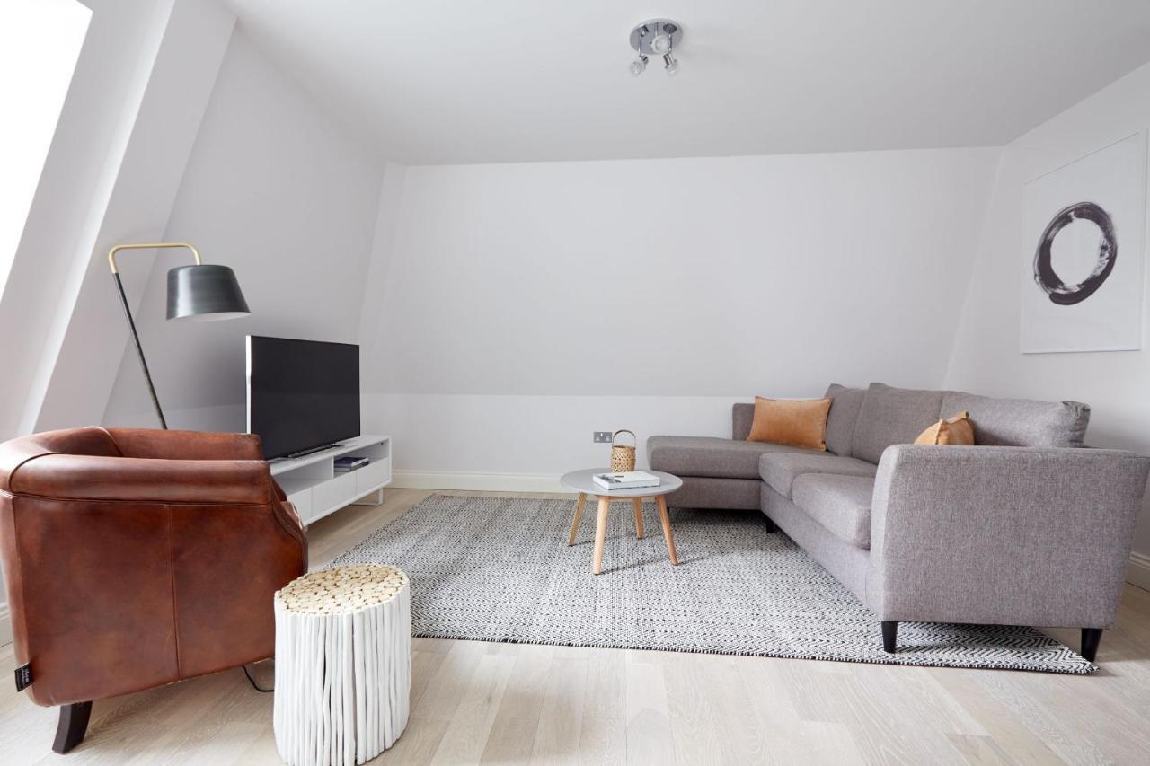 7Vh Virginia House, 31 Bloomsbury Way By City Living לונדון מראה חיצוני תמונה